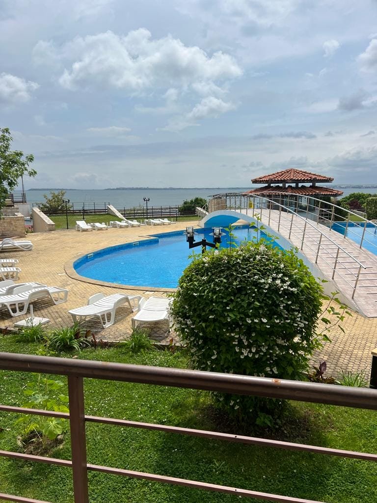 0d891087001ed7e556da88a971ee1392