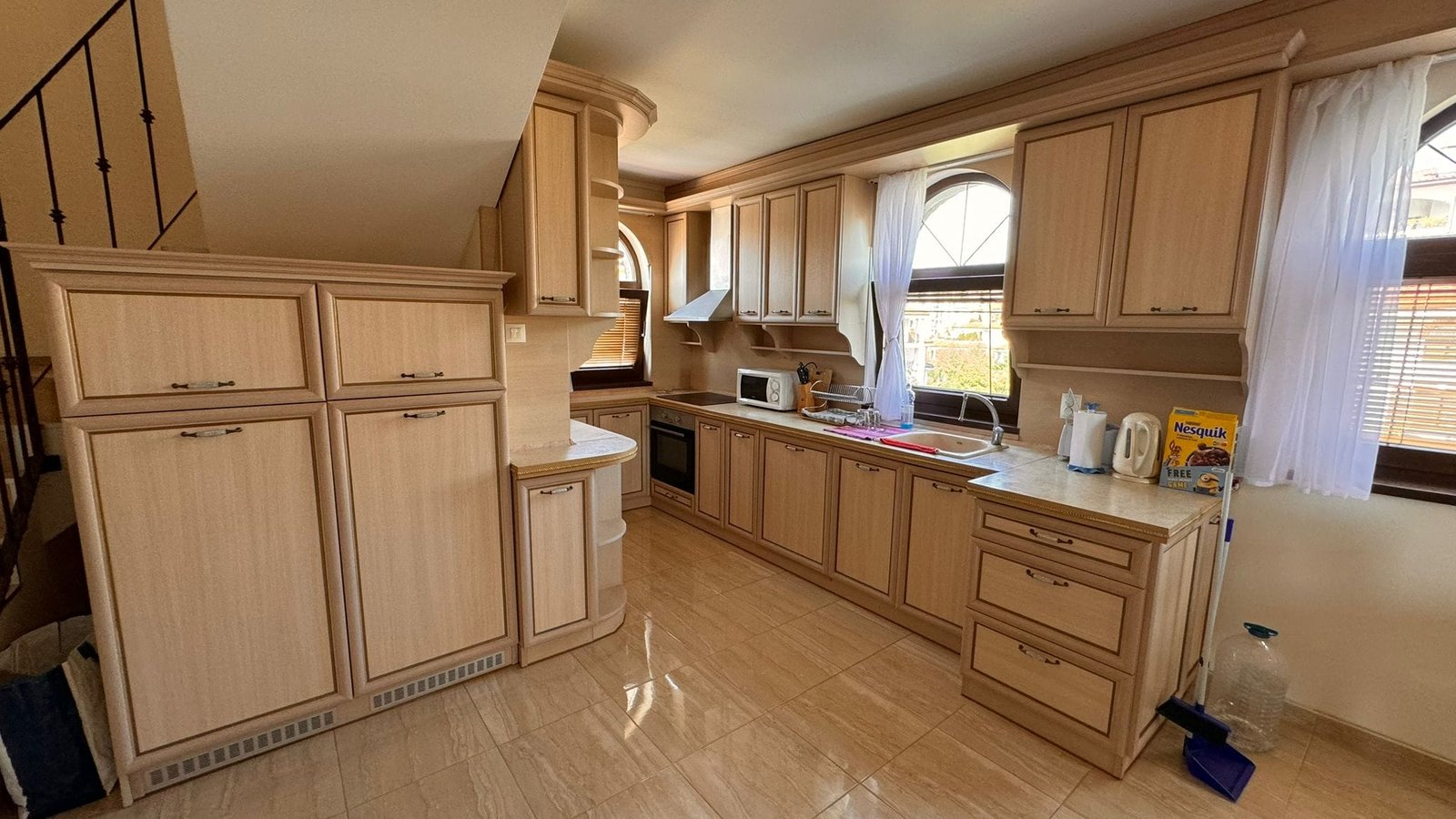 10d1295fec05c1184fe008af37eae7a1