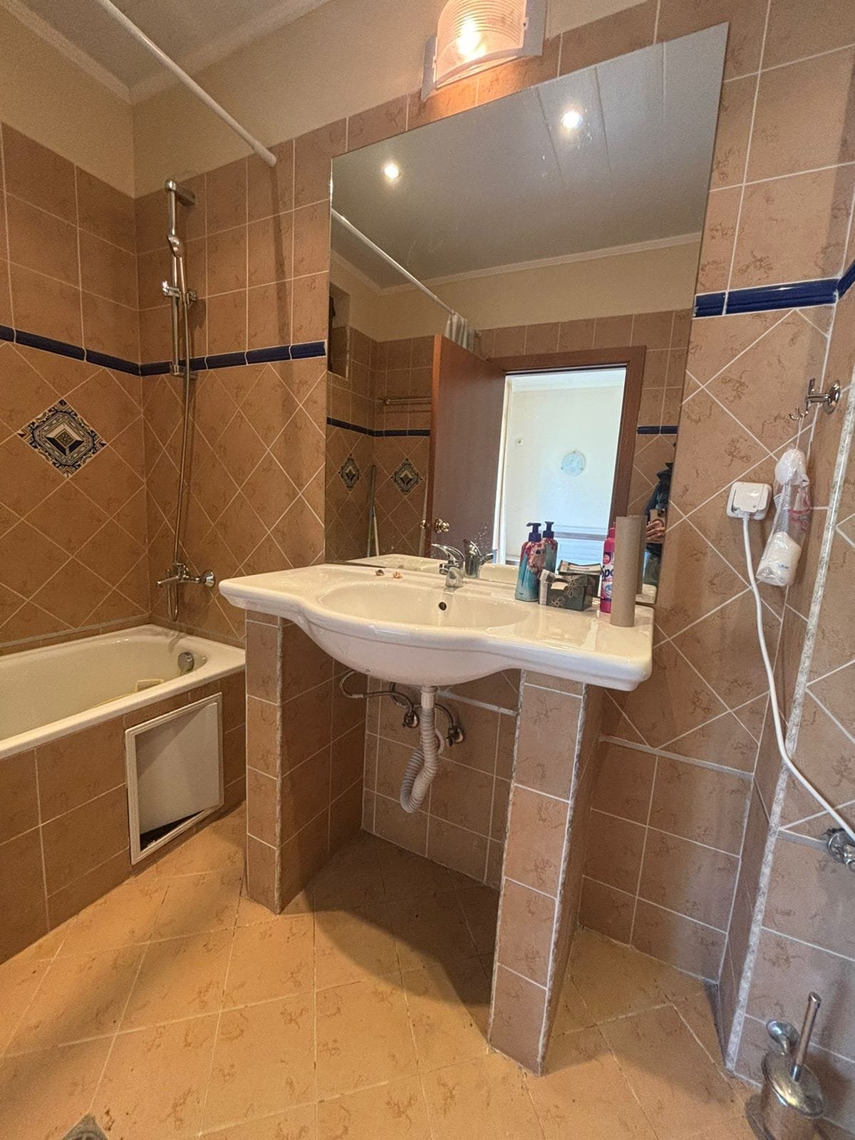 4ded35c44c0d6ff1f95347652b77533b