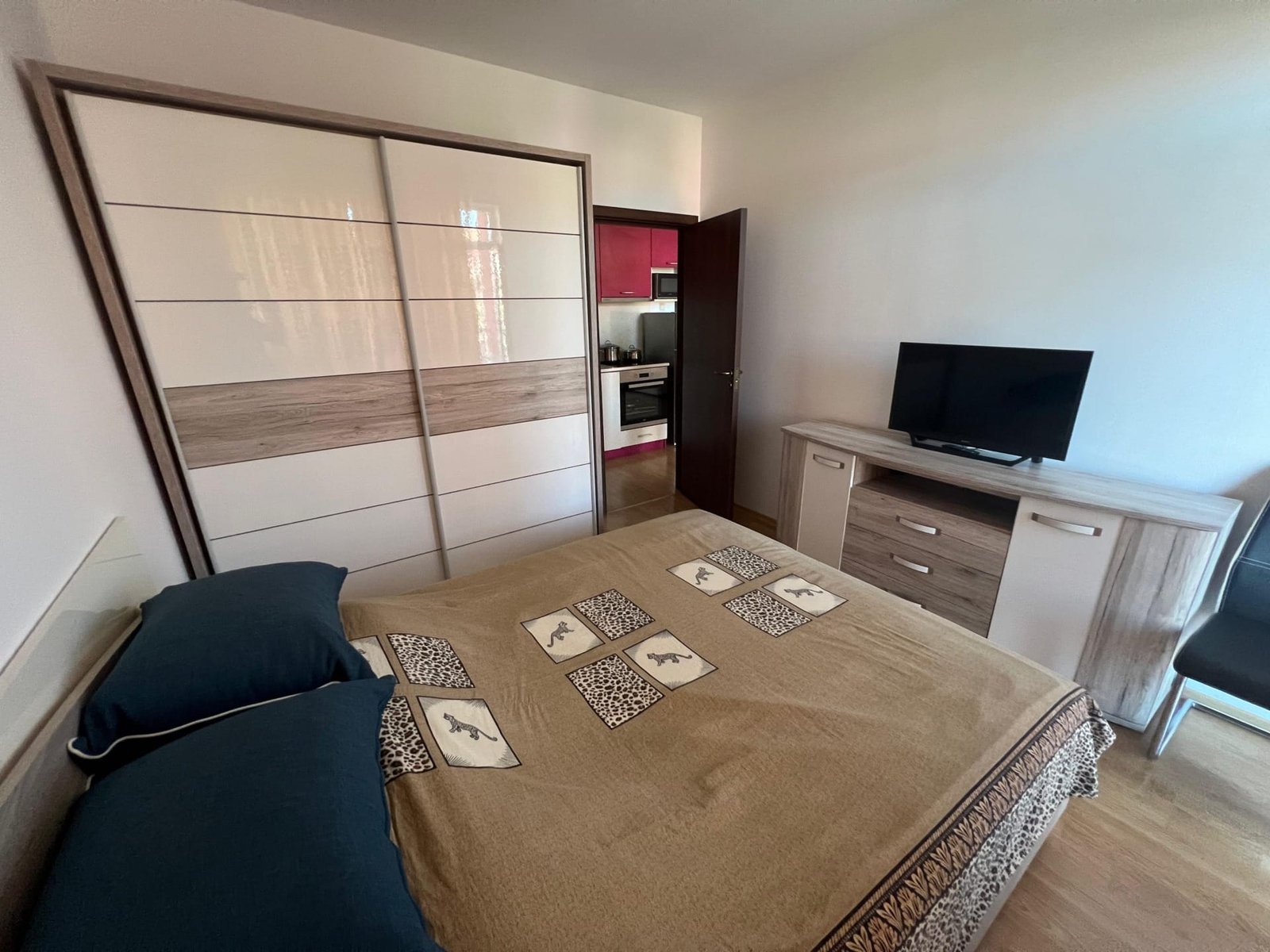 8ed593aece23410d0e7fb3870e42ca84