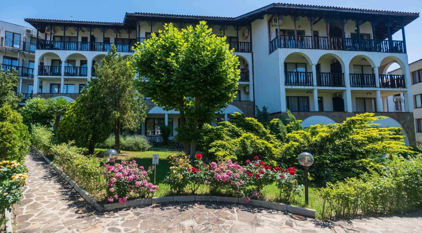 aa1221e5ca3a458899d87858d63ec107