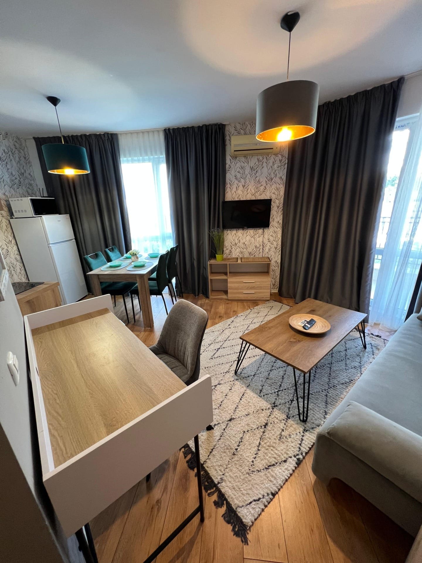 b8fbb8c2bb8221fdcffae0f7a6ac67e7