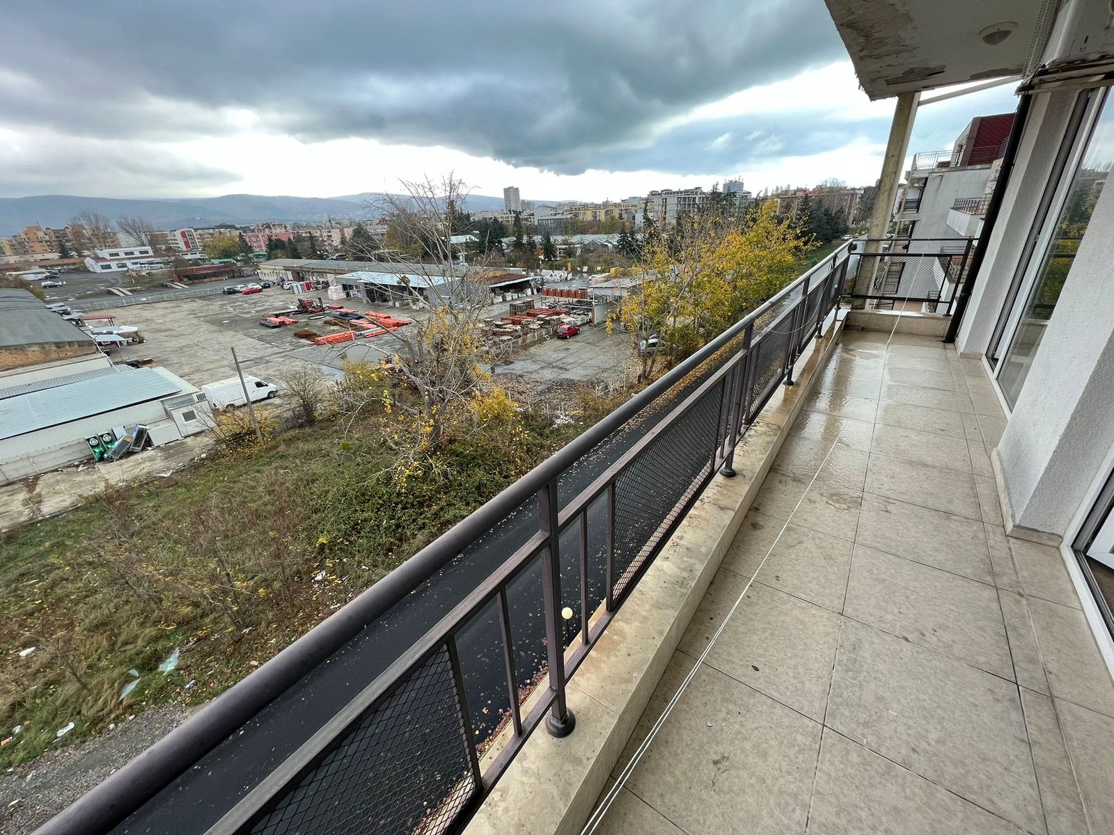 c02428367f37fc9bedda74e475bf3ad8