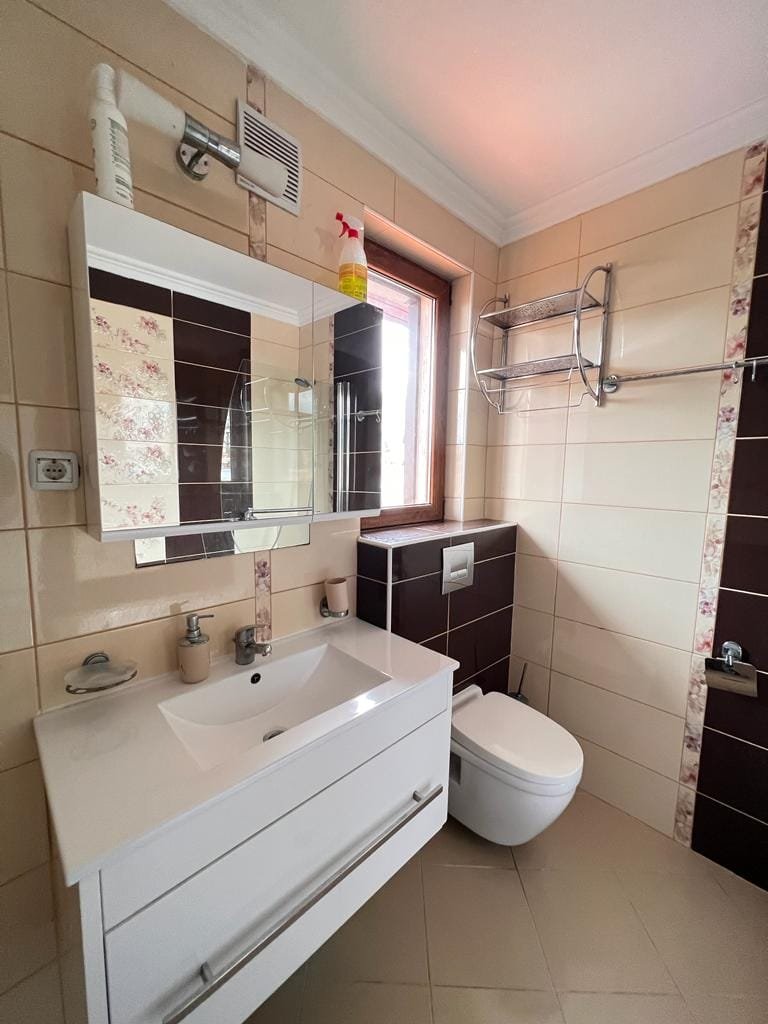 cfc2e1f75b7da2687851d6ff6b9fe1e7