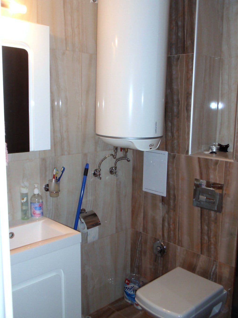 e532c7cf062fcf5756d08c7145160263