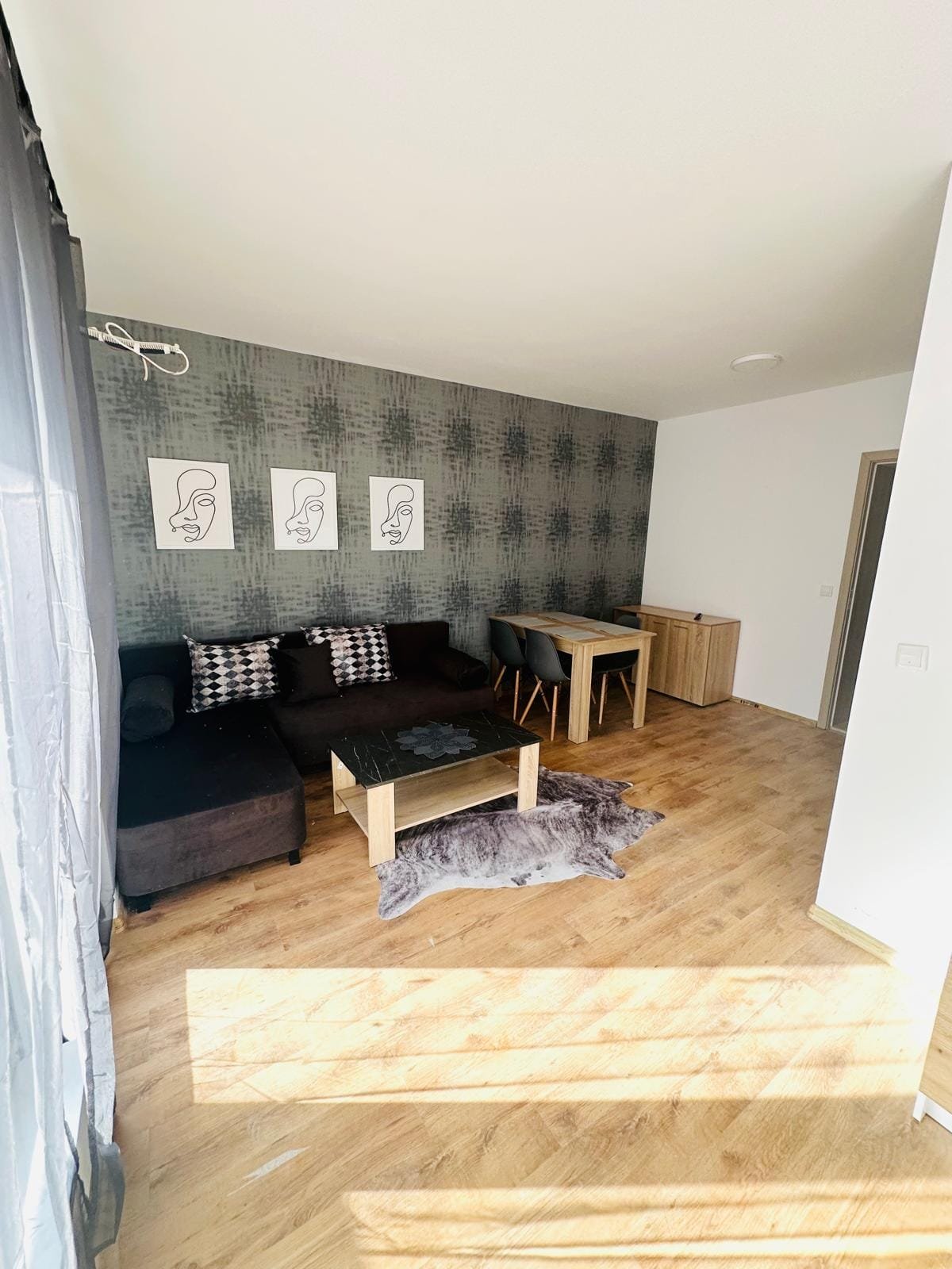 e614af8853255010755c24678a78475c