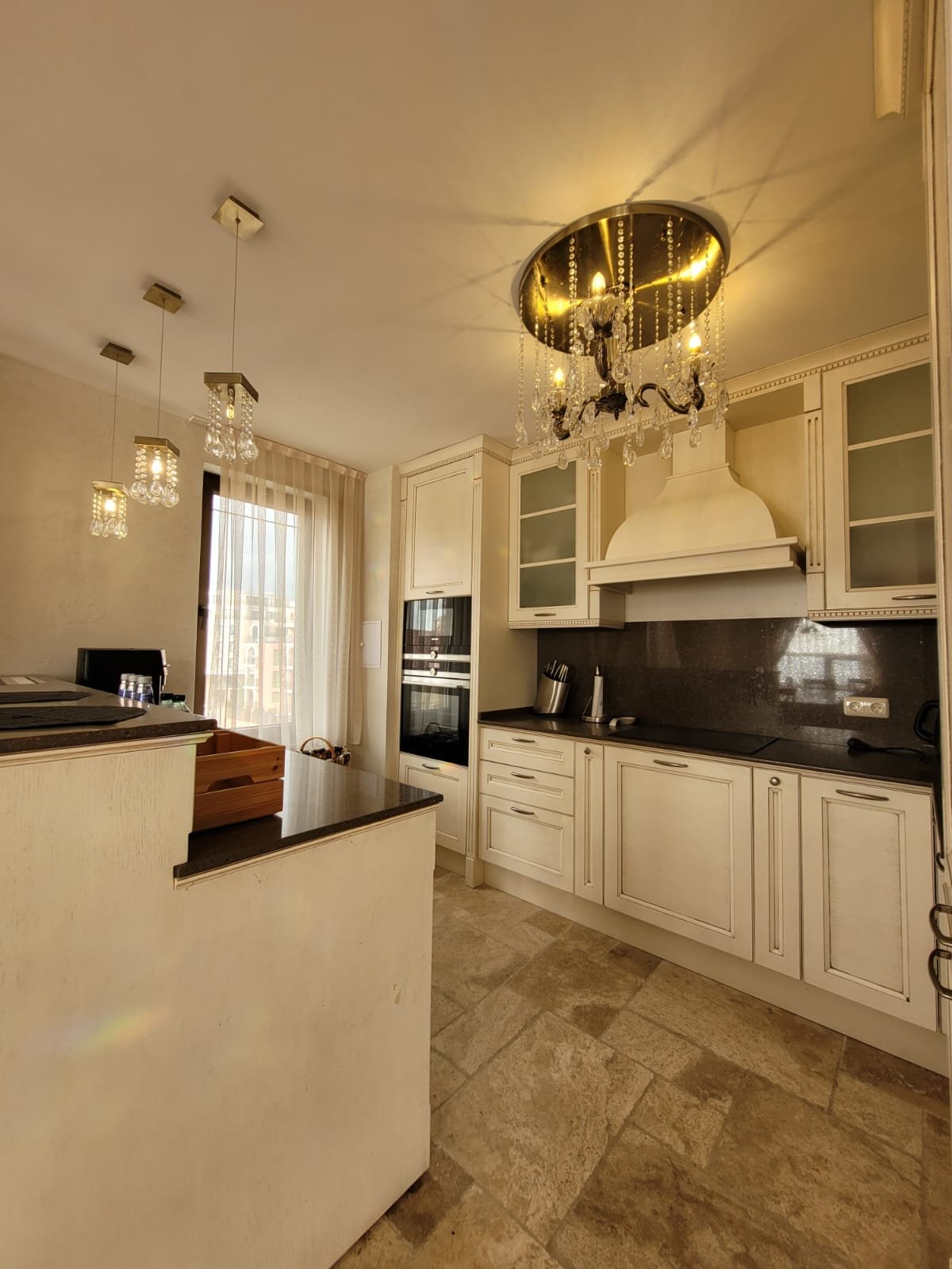 f737de371973c473317f411bd5ebf93b