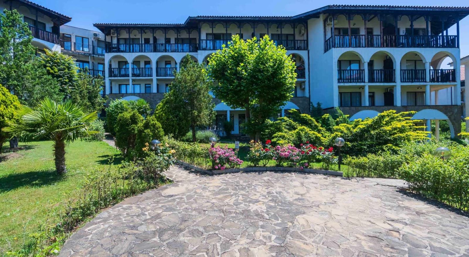 fb3482e4e5a8b8e95c688ea4bffc8bc7