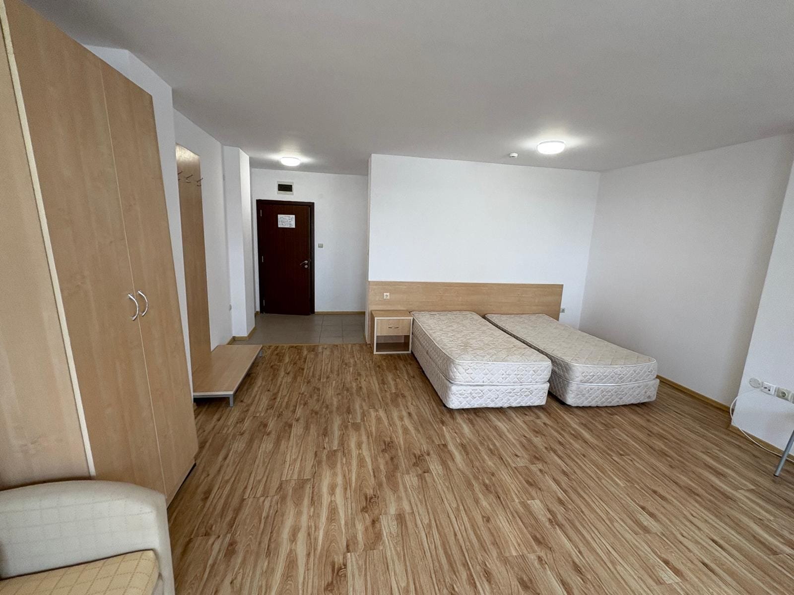 WhatsApp Image 2025-10-09 at 16.02.47(5)