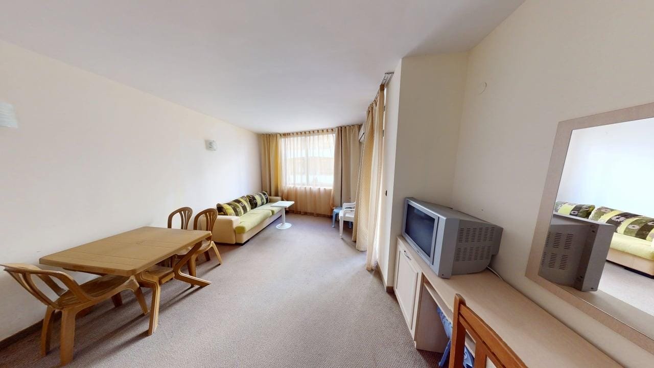 Avalon-D207-10202025_152025