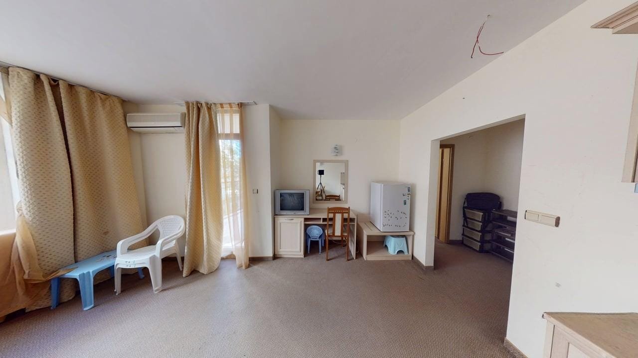 Avalon-D207-10202025_152100