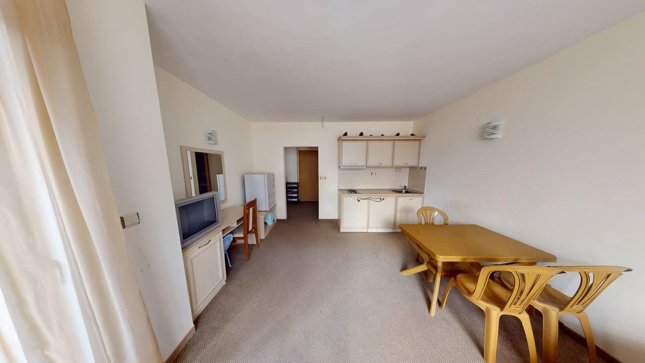 Avalon-D207-10202025_152124