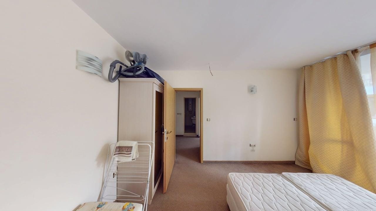 Avalon-D207-10202025_152227