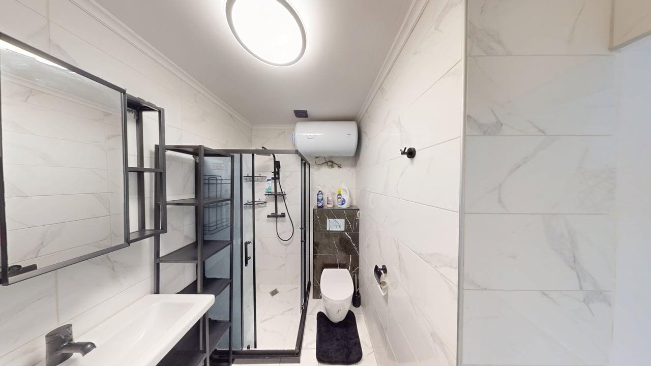 Sol-E-Mar-Ap-B07-12152025_142818