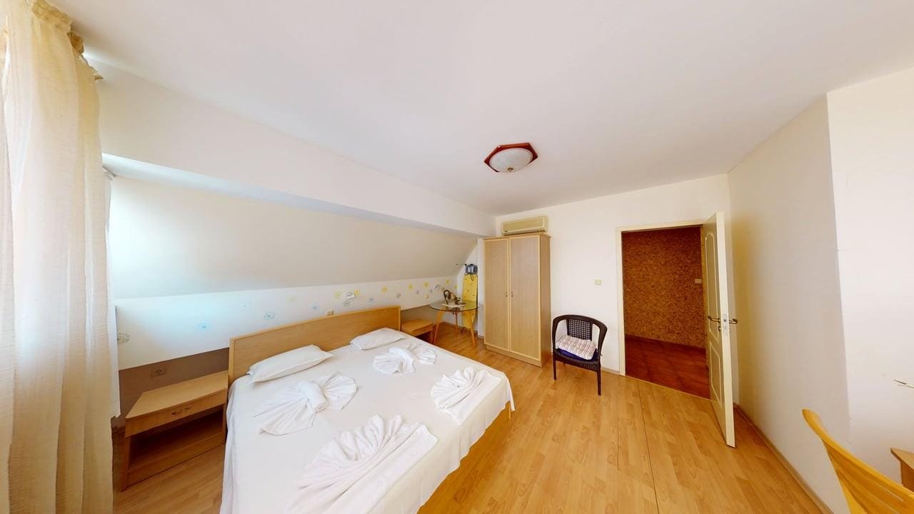 Sunny-Fort-D16-07022025_153907