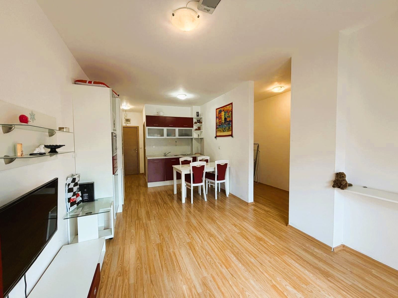 1d76a7b3-af52-4b5c-9f49-6ded250a9d64