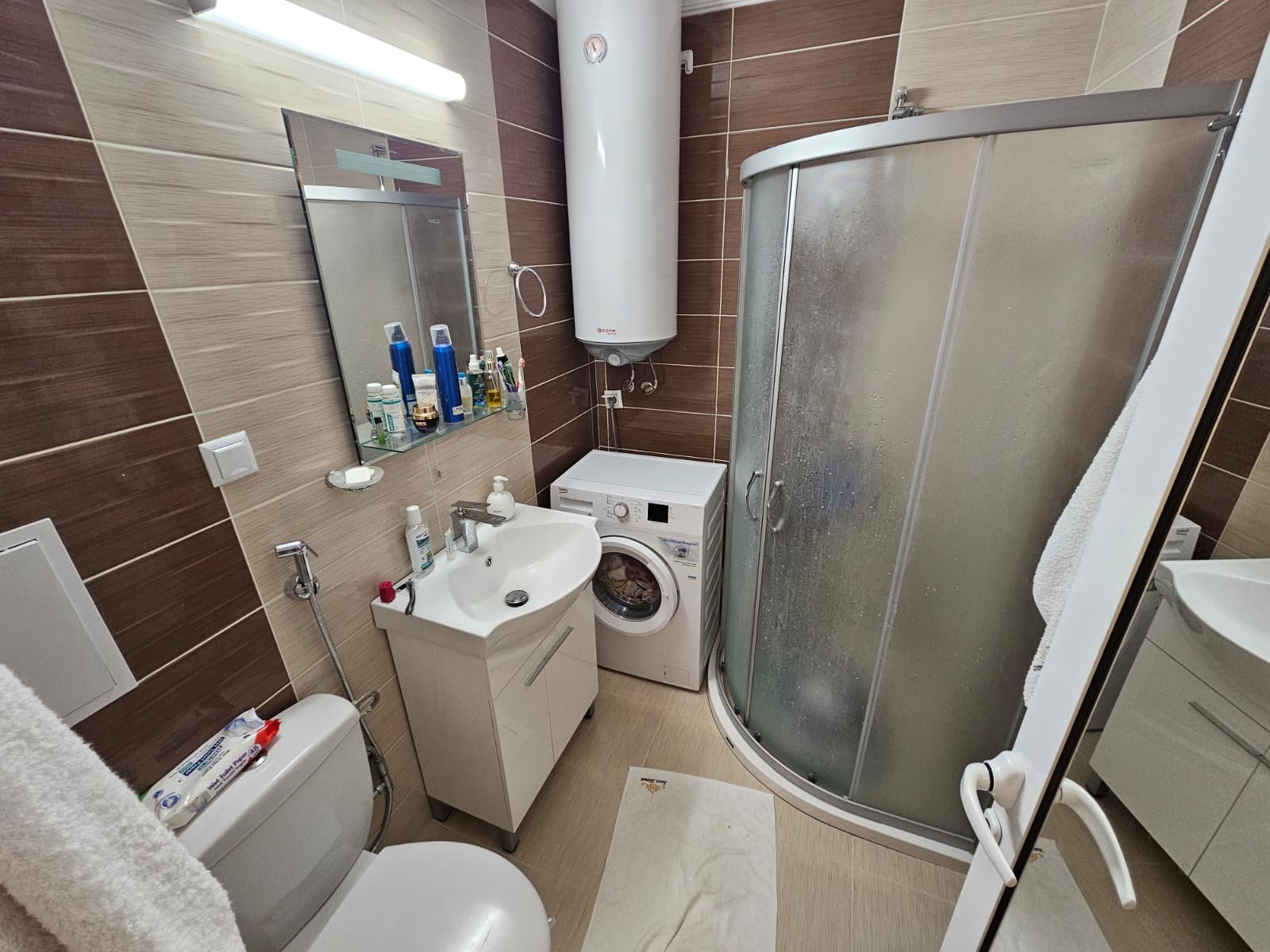 WhatsApp Image 2025-08-25 at 10.18.58