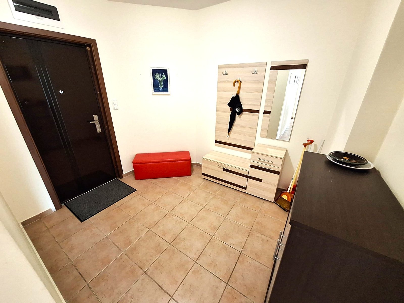 WhatsApp Image 2025-12-12 at 11.00.15 (1)