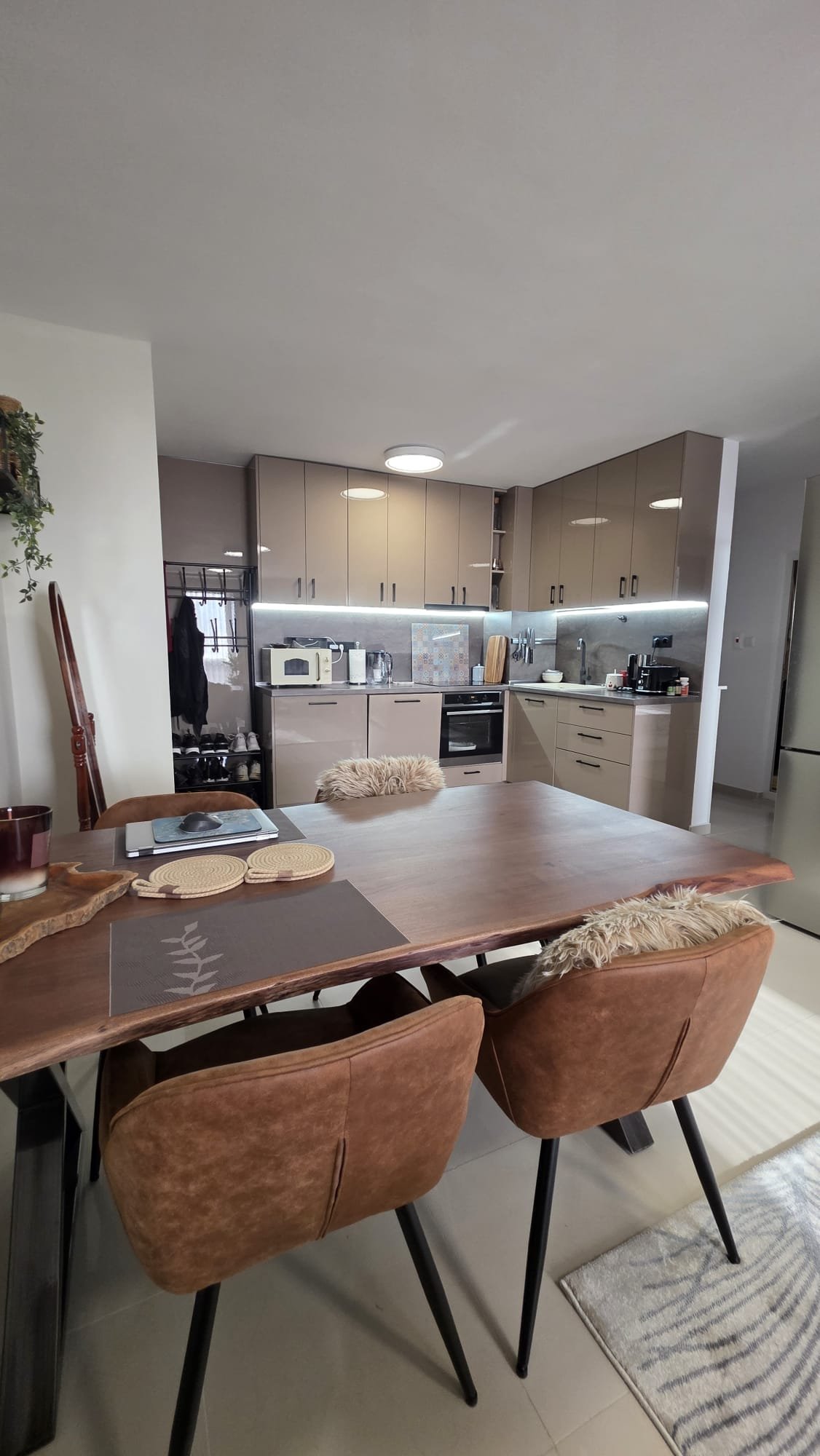 WhatsApp Image 2025-12-05 at 13.14.06 (2)