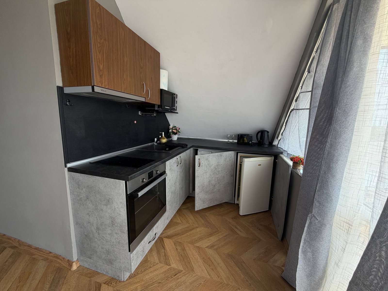 0-7 Two-Bedroom Apartment in the “Vista del Mar” Complex