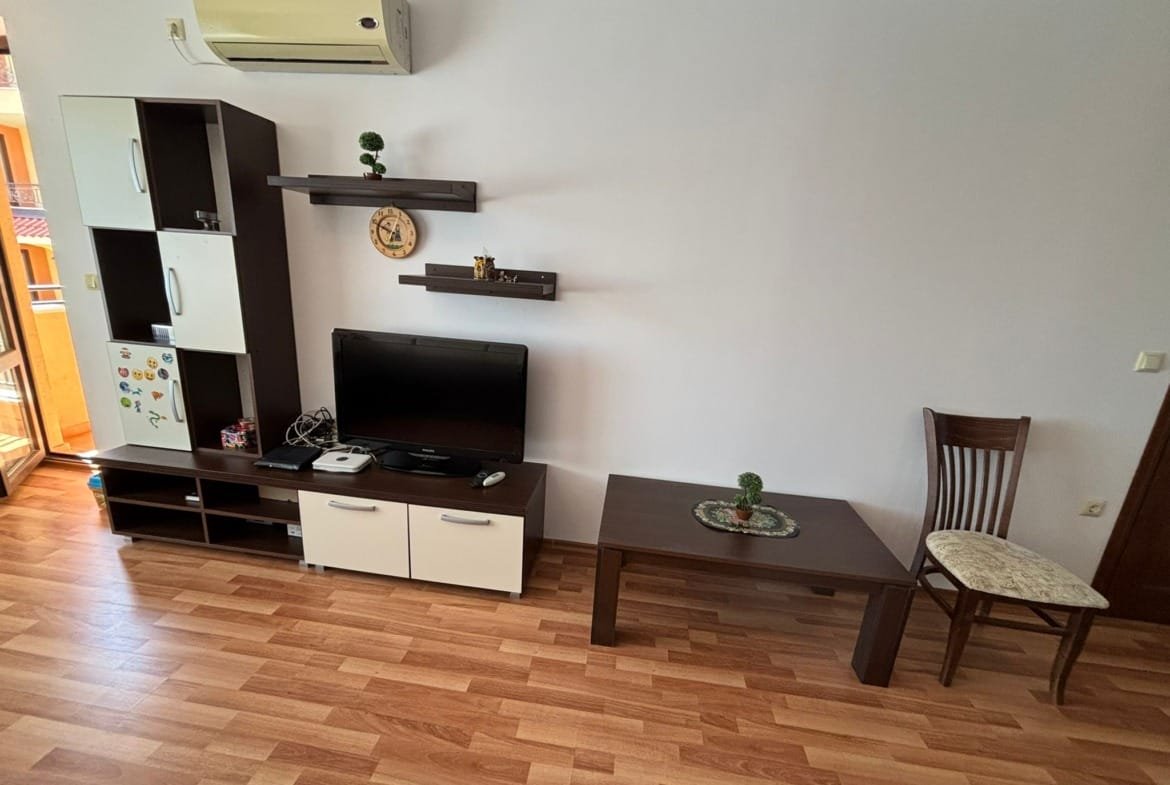 Двухкомнатный апартамент в комплексе “Diamant Residence”
