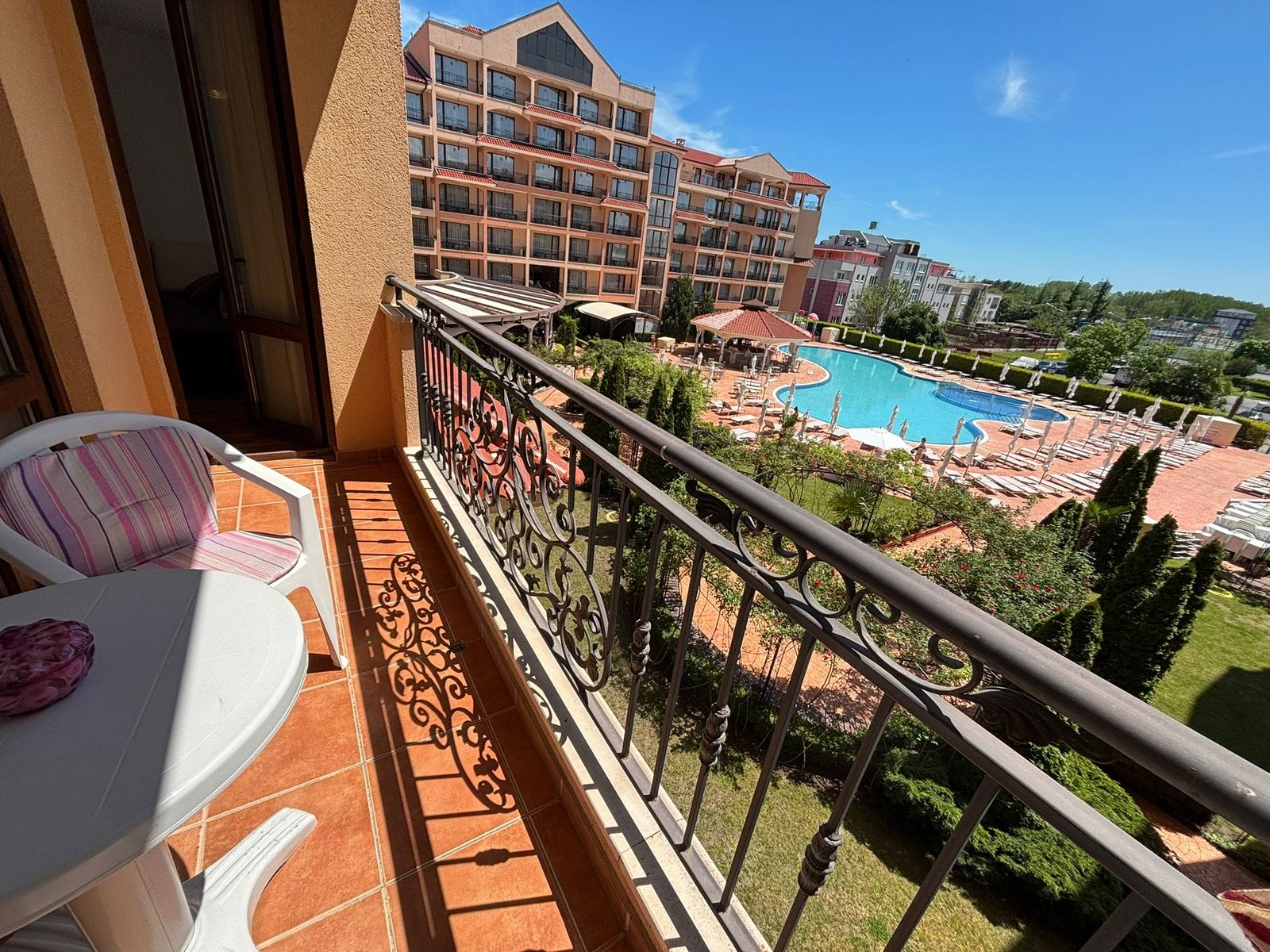 016 Двухкомнатный апартамент в комплексе “Diamant Residence”