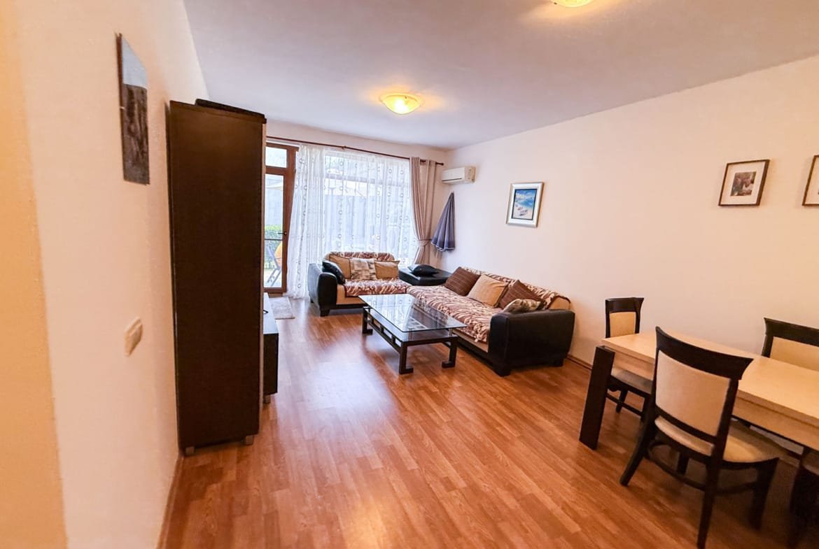 Двухкомнатный апартамент в комплексе “The Vineyards Resort”
