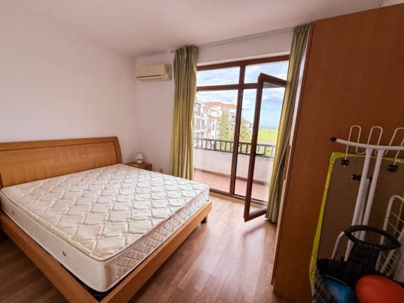 Трехкомнатный апартамент в комплексе “The Vineyards Resort”