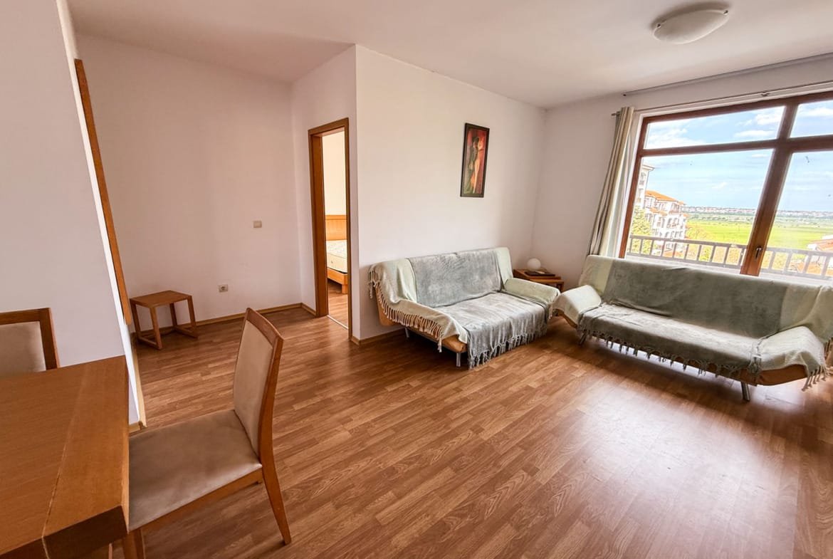 Трехкомнатный апартамент в комплексе “The Vineyards Resort”