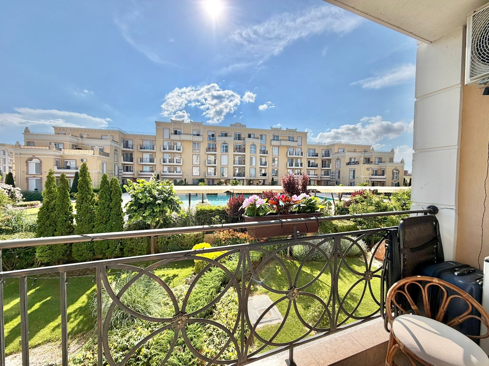 Двухкомнатный апартамент в комплексе “Elitonia Gardens 1”