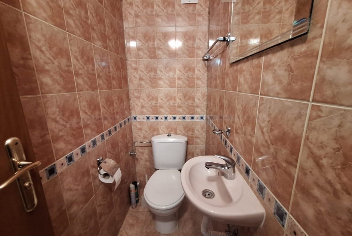 Zweizimmerwohnung im Komplex „Semiramida Garden“