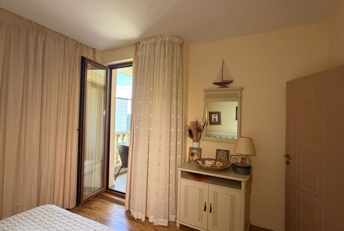 Двустаен апартамент в комплекс „Royal Bay 1“