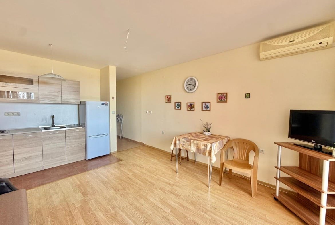 Studio in the complex “Riviera Fort Beach”