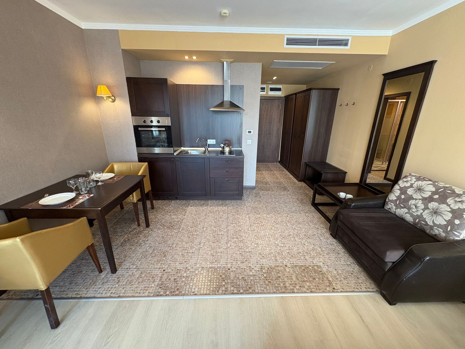 12 Studio im Komplex “Royal Beach Barcelo”