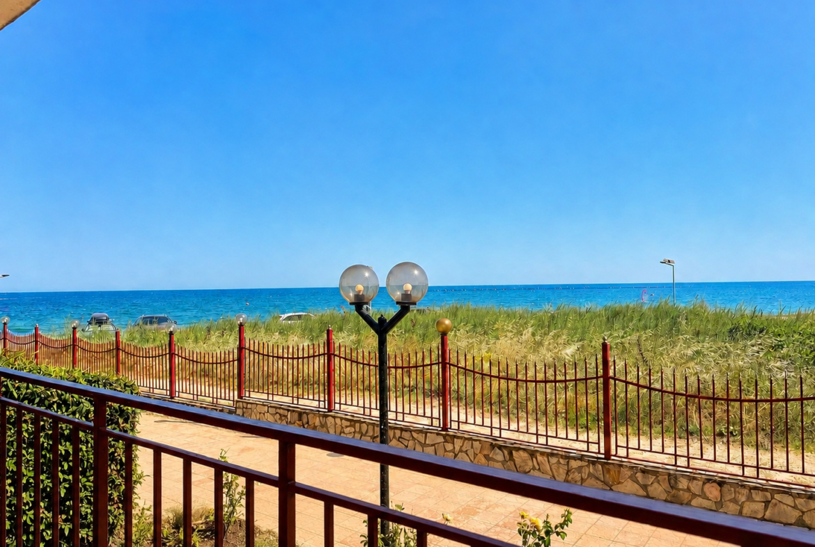 Studio in the complex “Riviera Fort Beach”