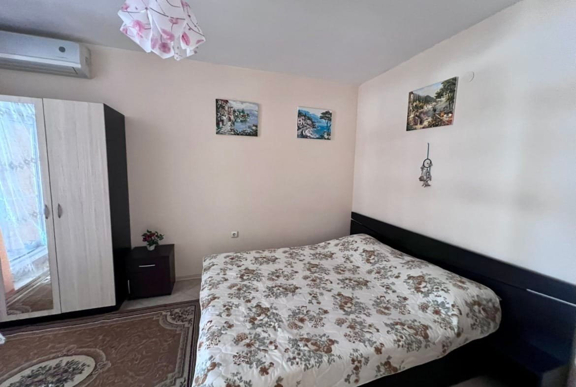 Drei-Zimmer-Wohnung im Komplex “Kamelia Garden”
