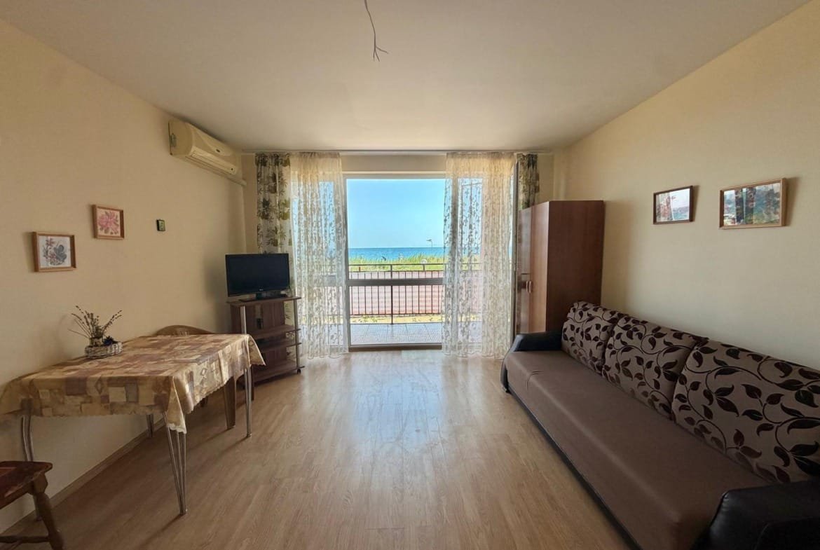 Studio in the complex “Riviera Fort Beach”