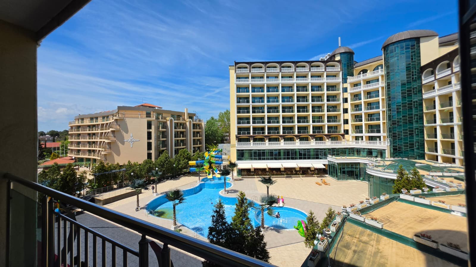 6918 (16) Двухкомнатный апартамент в комплексе “Miramar Palace”