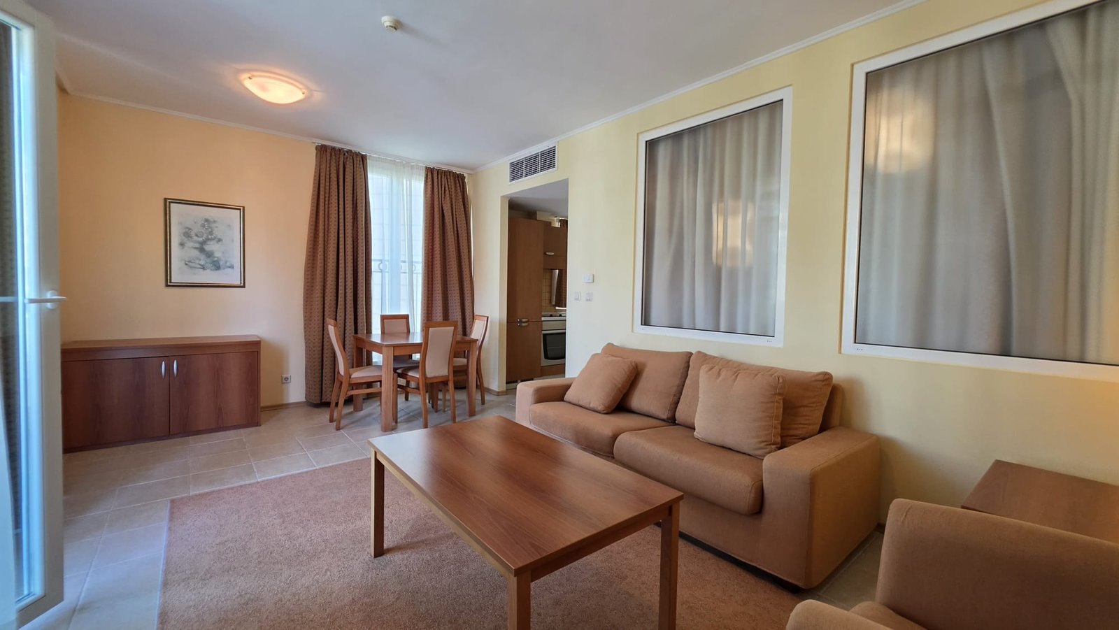 6926 (6) Двухкомнатный апартамент в комплексе “Sunset Resort”