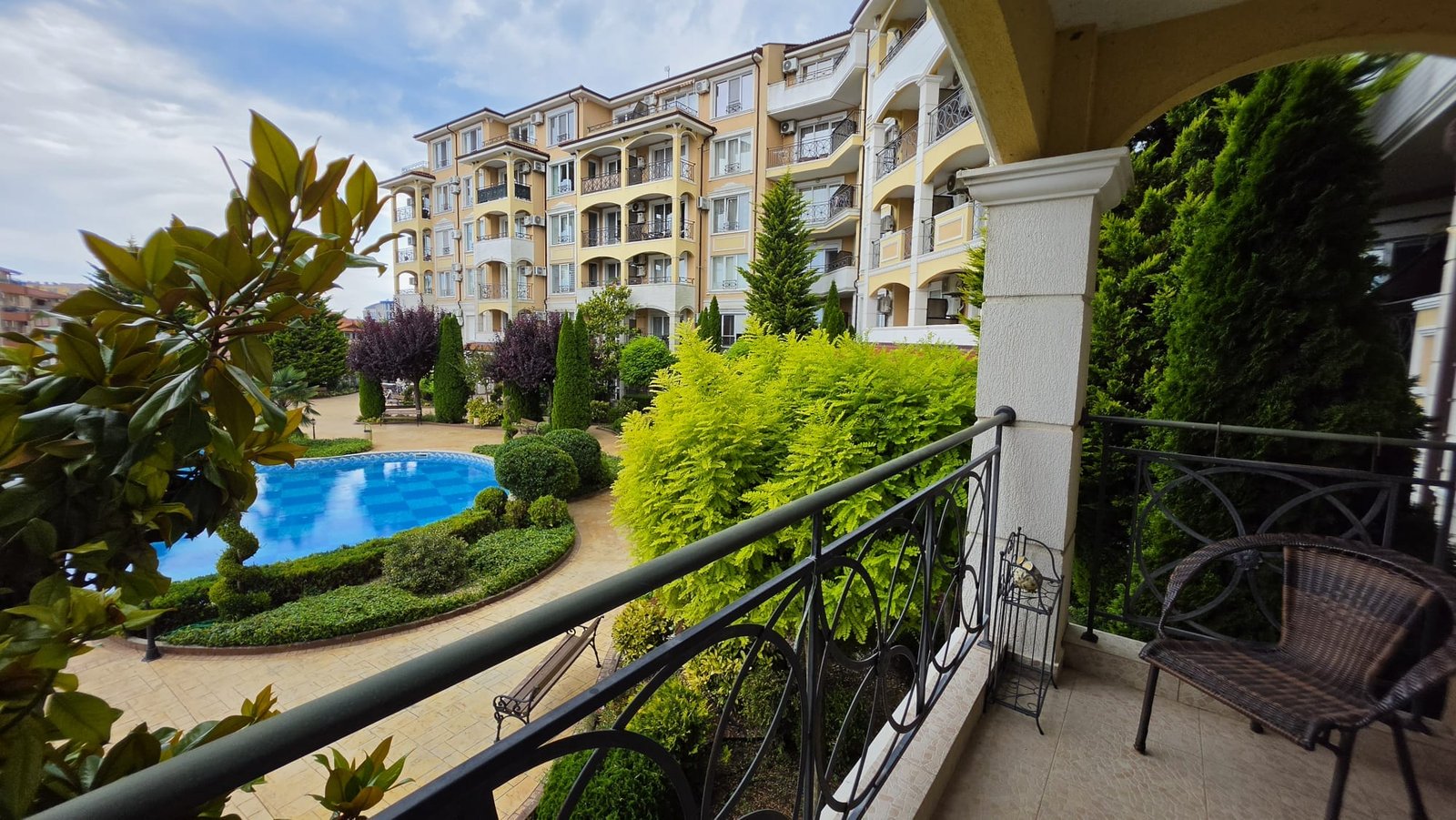 Двухкомнатный апартамент в комплексе “Elitonia Gardens 1”