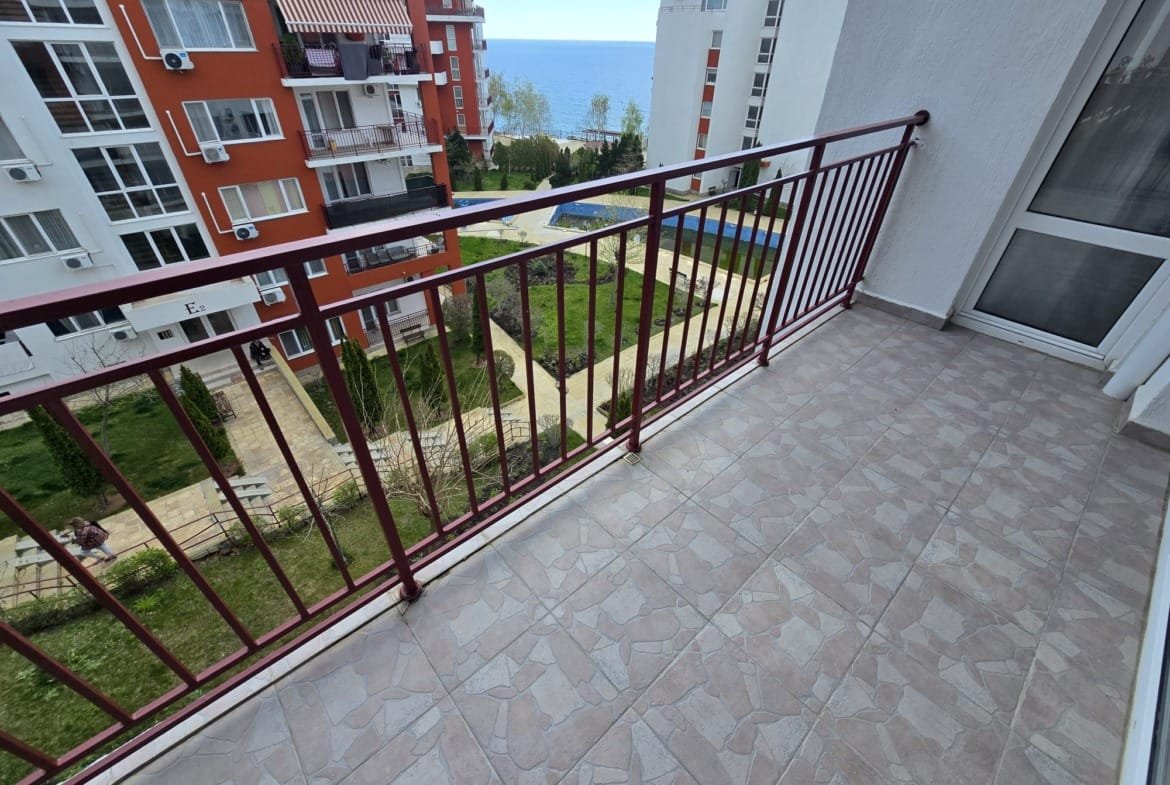 Двухкомнатный апартамент в комплексе “Panorama Fort Beach”