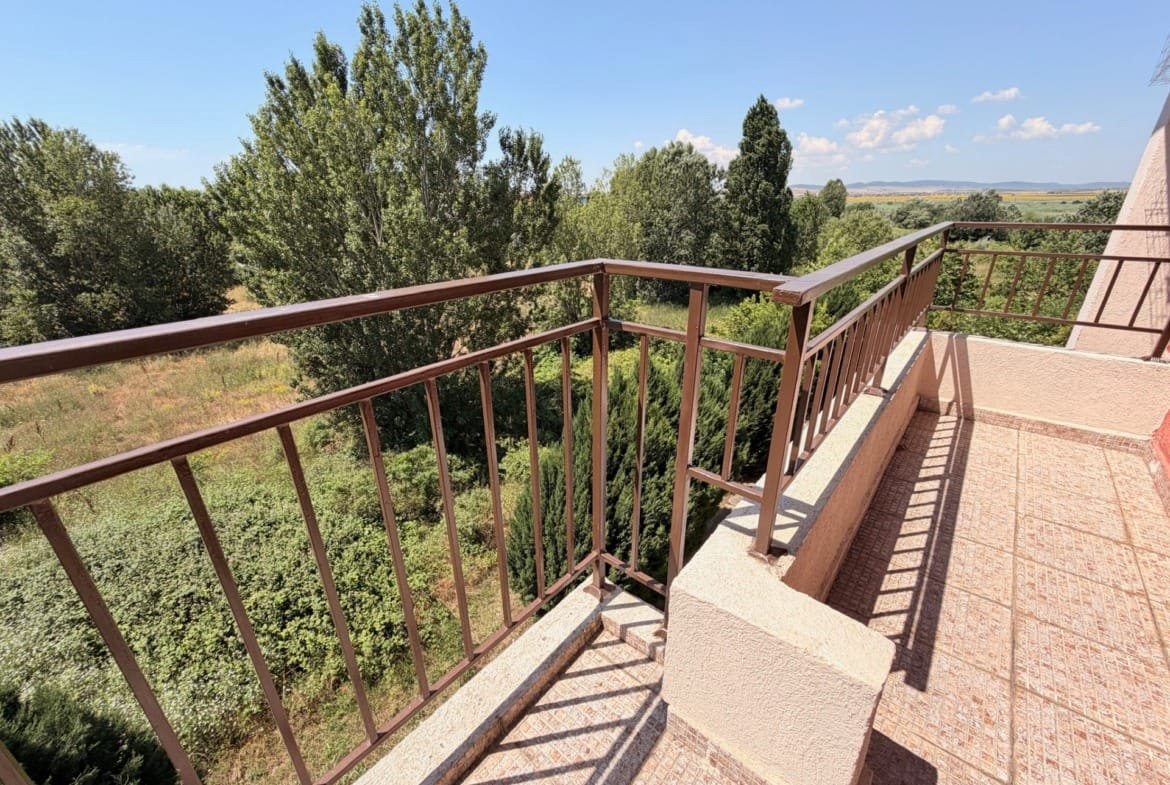 Трехкомнатный апартамент в комплексе “Holiday Fort Golf Club”