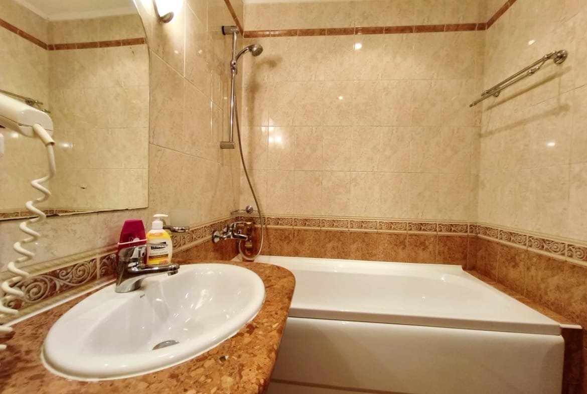 Двухкомнатный апартамент в комплексе “Sunset Resort”