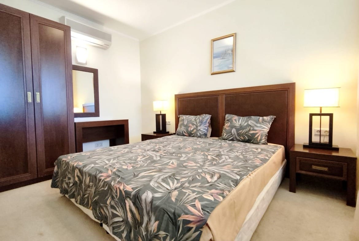 Двухкомнатный апартамент в комплексе “Sunset Resort”