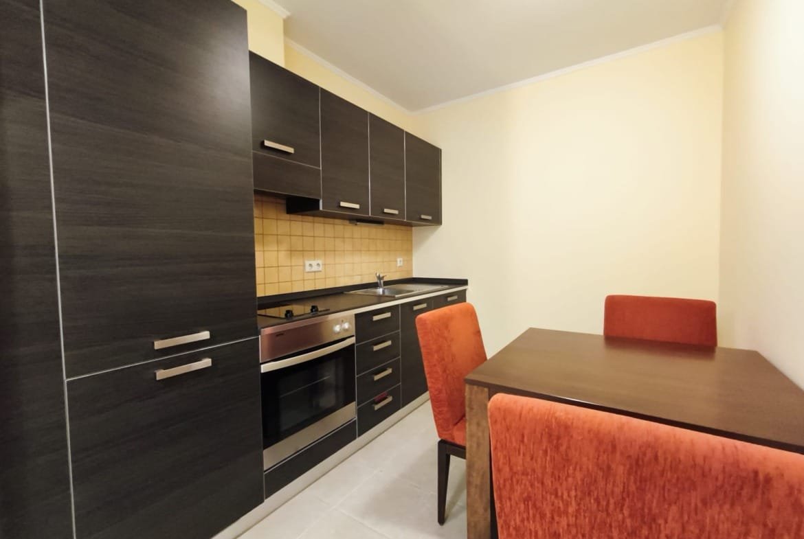Двухкомнатный апартамент в комплексе “Sunset Resort”