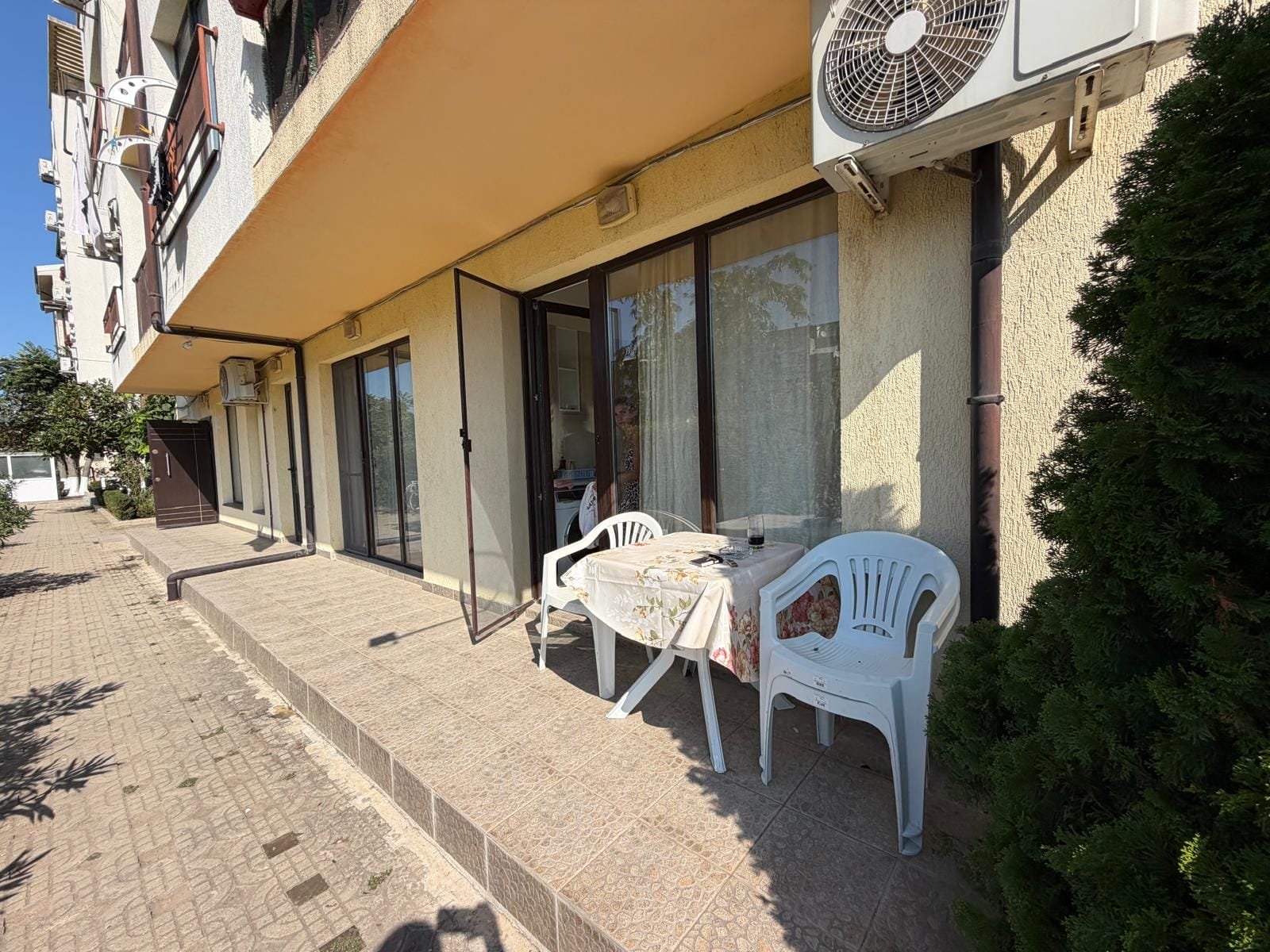 07 Двухкомнатный апартамент в комплексе “Amber Beach”
