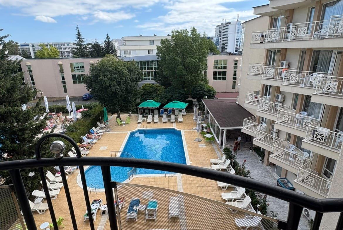 Dwupokojowe mieszkanie w kompleksie „Karlovo”