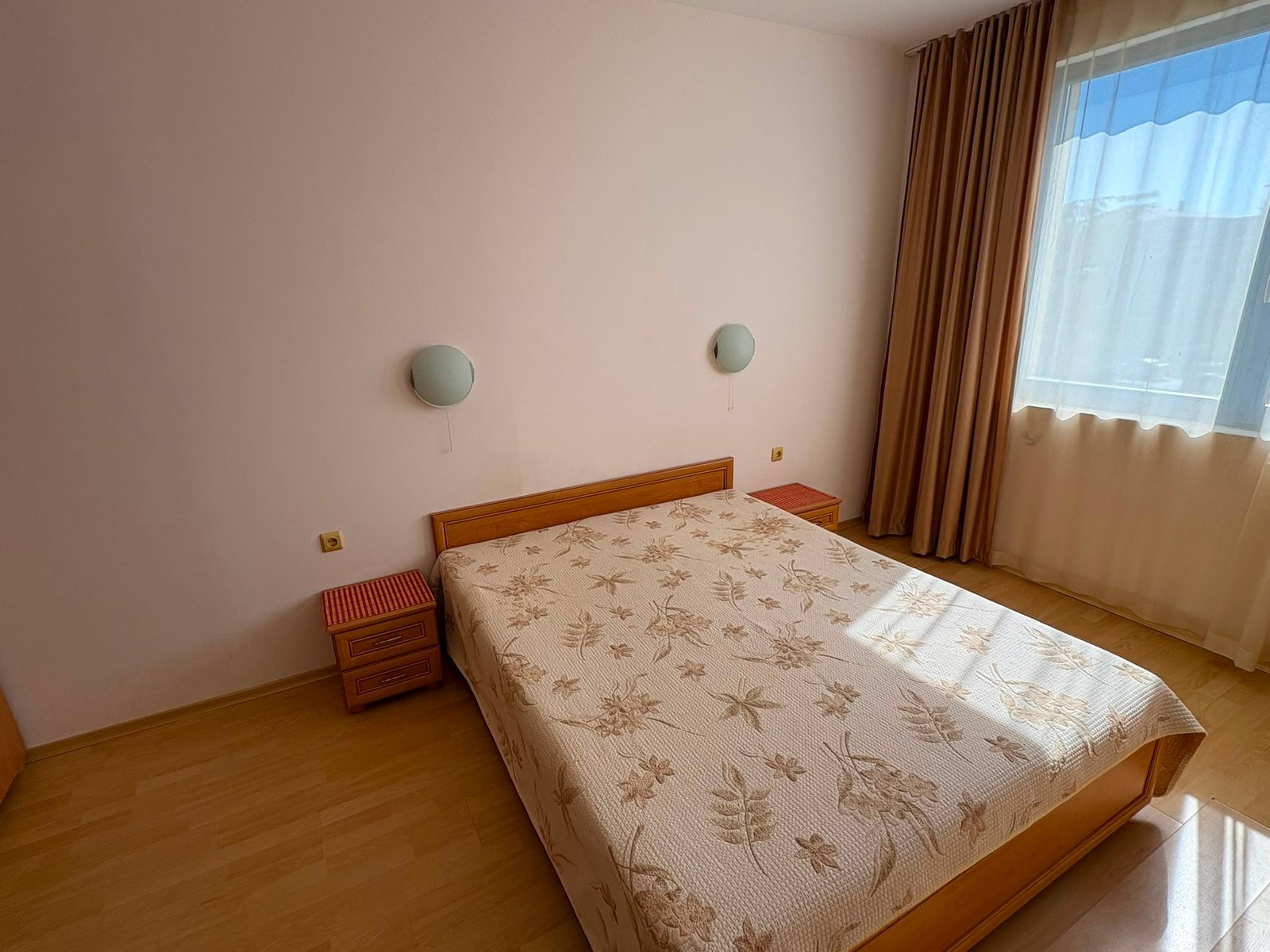 Dvoukomorový apartmán v komplexu „Trakia Plaza“