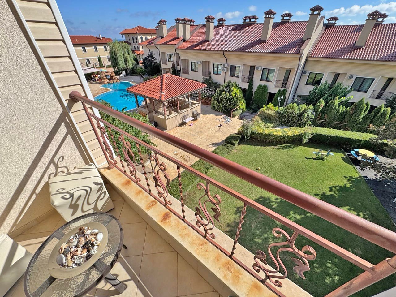 nikola2 Dvoukomorový apartmán v komplexu „Saint Nikola“