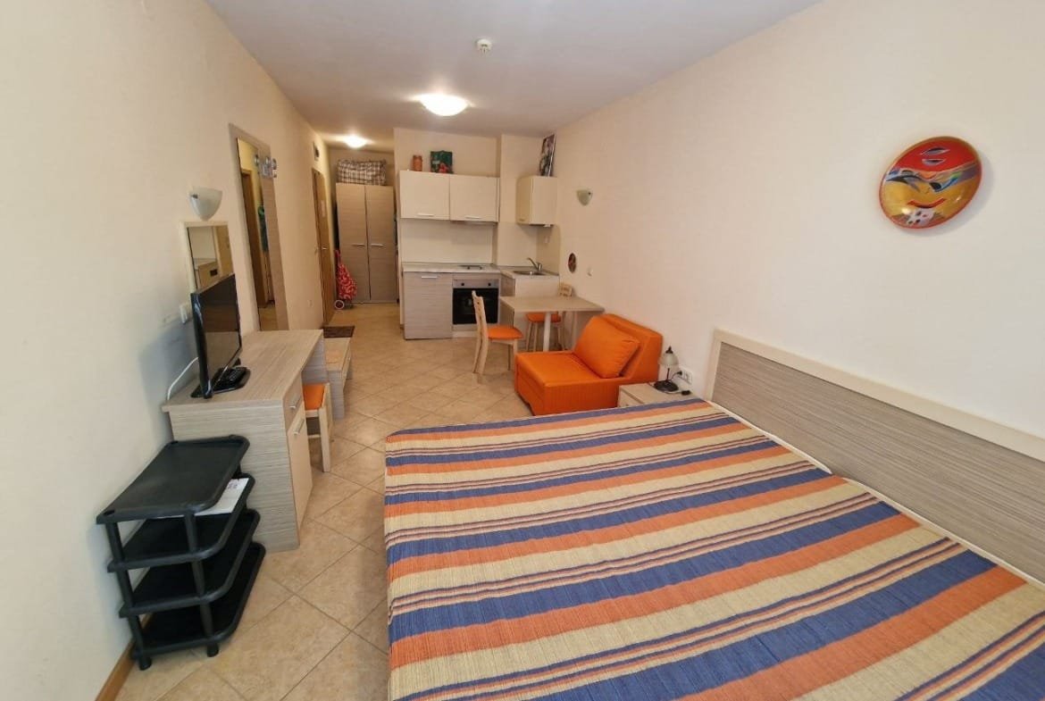 Studio im Komplex “Royal Sun”